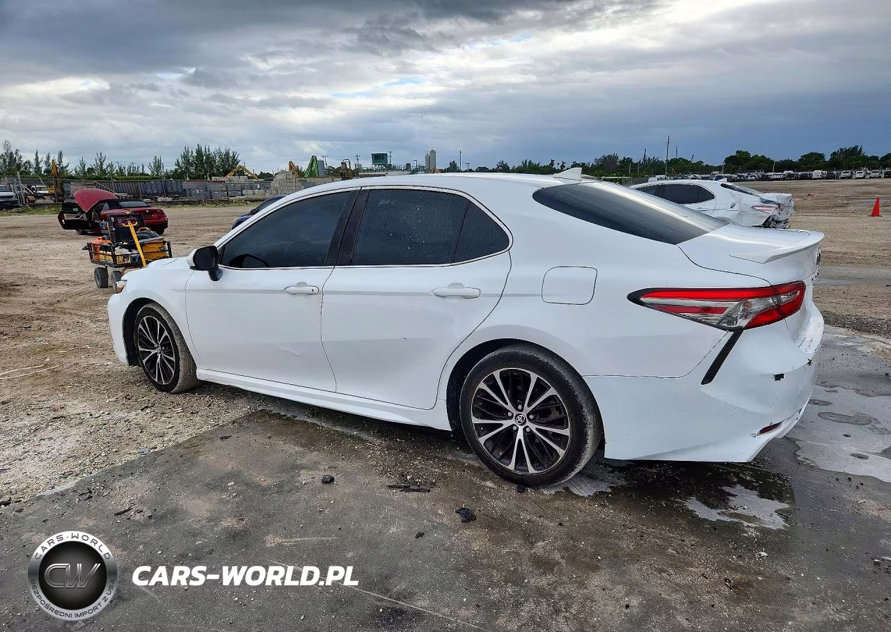 2019 Toyota Camry Se VIN:4T1B11HK3KU768581 - 2