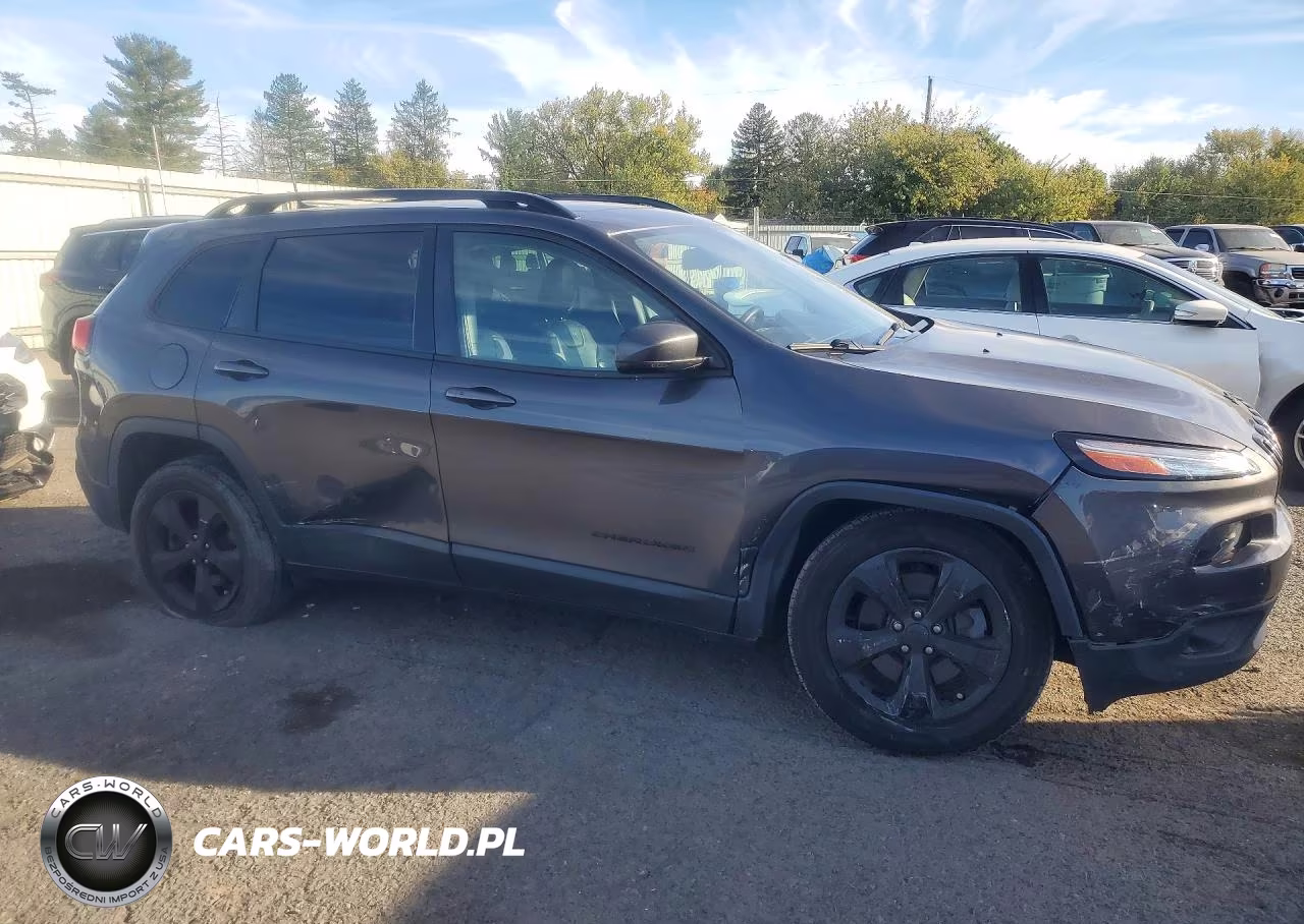 2017 Jeep Cherokee Limited VIN:1C4PJMDS8HW631313 - 4