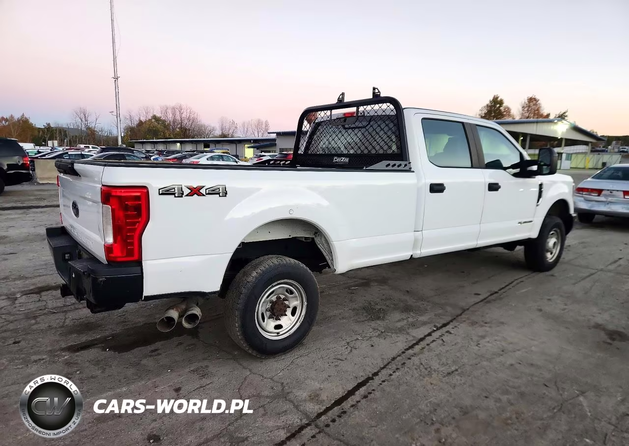 2018 Ford F250 Super Duty VIN:1FT7W2BT2JEB27062 - 3