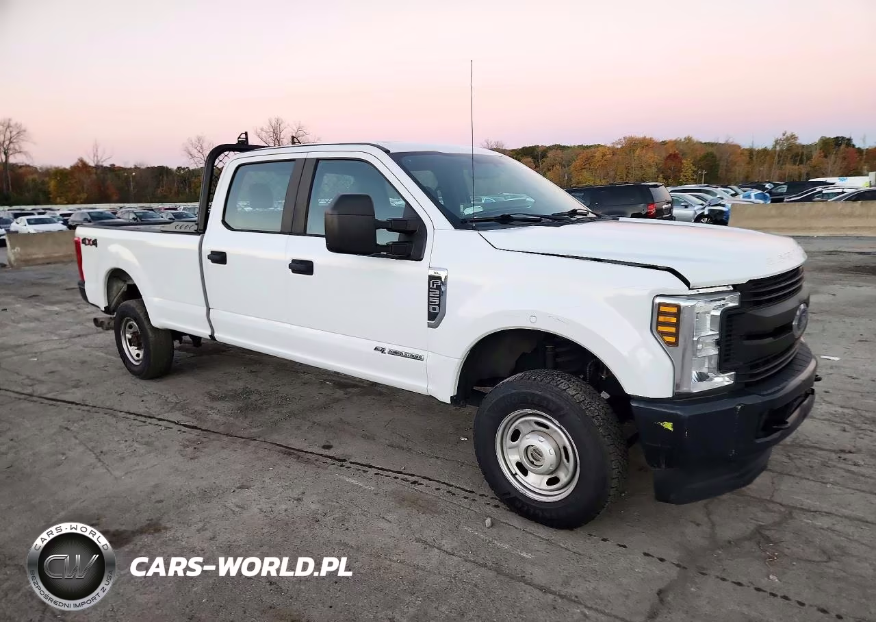 2018 Ford F250 Super Duty VIN:1FT7W2BT2JEB27062 - 4