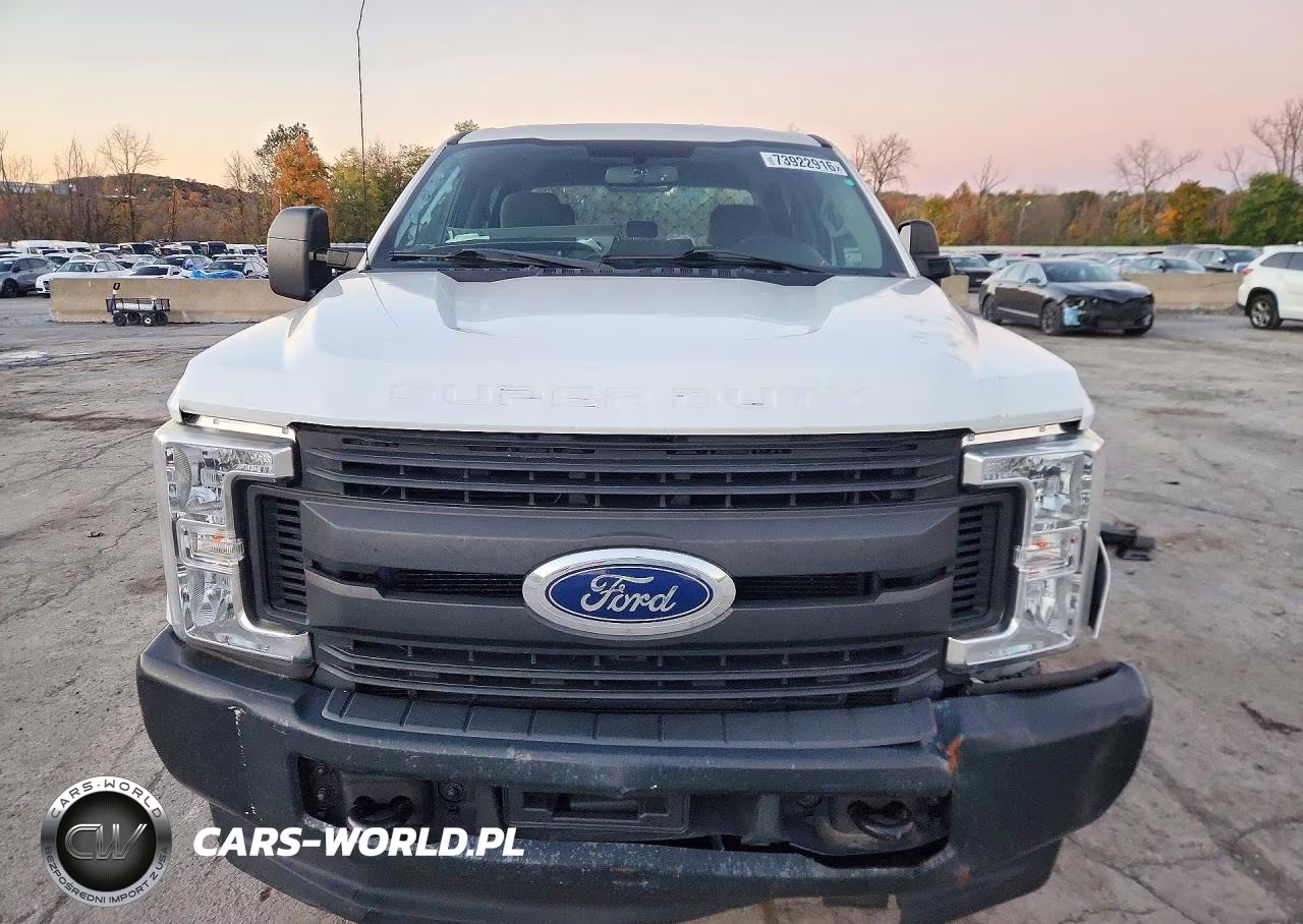 2018 Ford F250 Super Duty VIN:1FT7W2BT2JEB27062 - 5