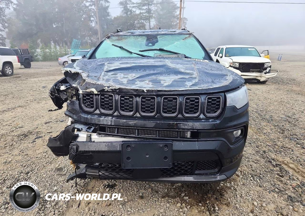 2026 Jeep Compass Latitude VIN:3C4NJDBNXTT265180 - 5