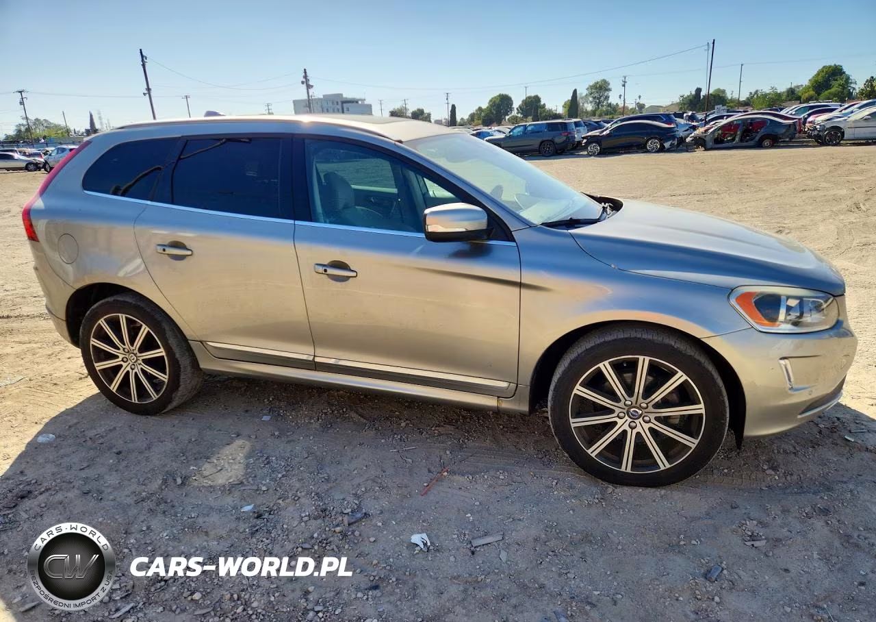 2015 Volvo Xc60 T6 Premier VIN:YV449MDK0F2745903 - 4