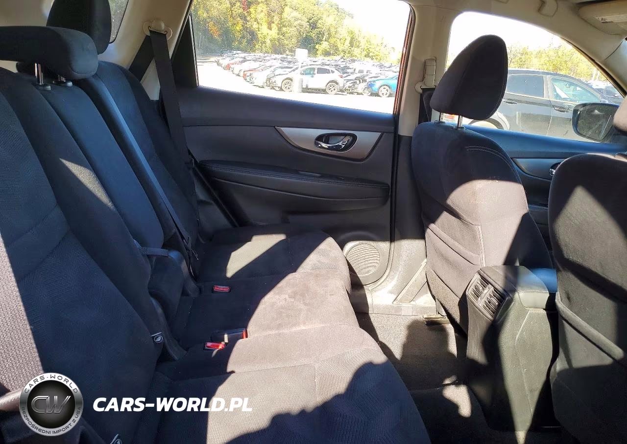 2016 Nissan Rogue S VIN:JN8AT2MV0GW135133 - 11