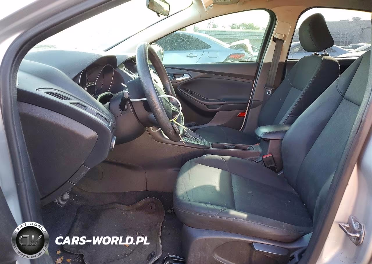 2015 Ford Focus Se VIN:1FADP3F28FL307646 - 7