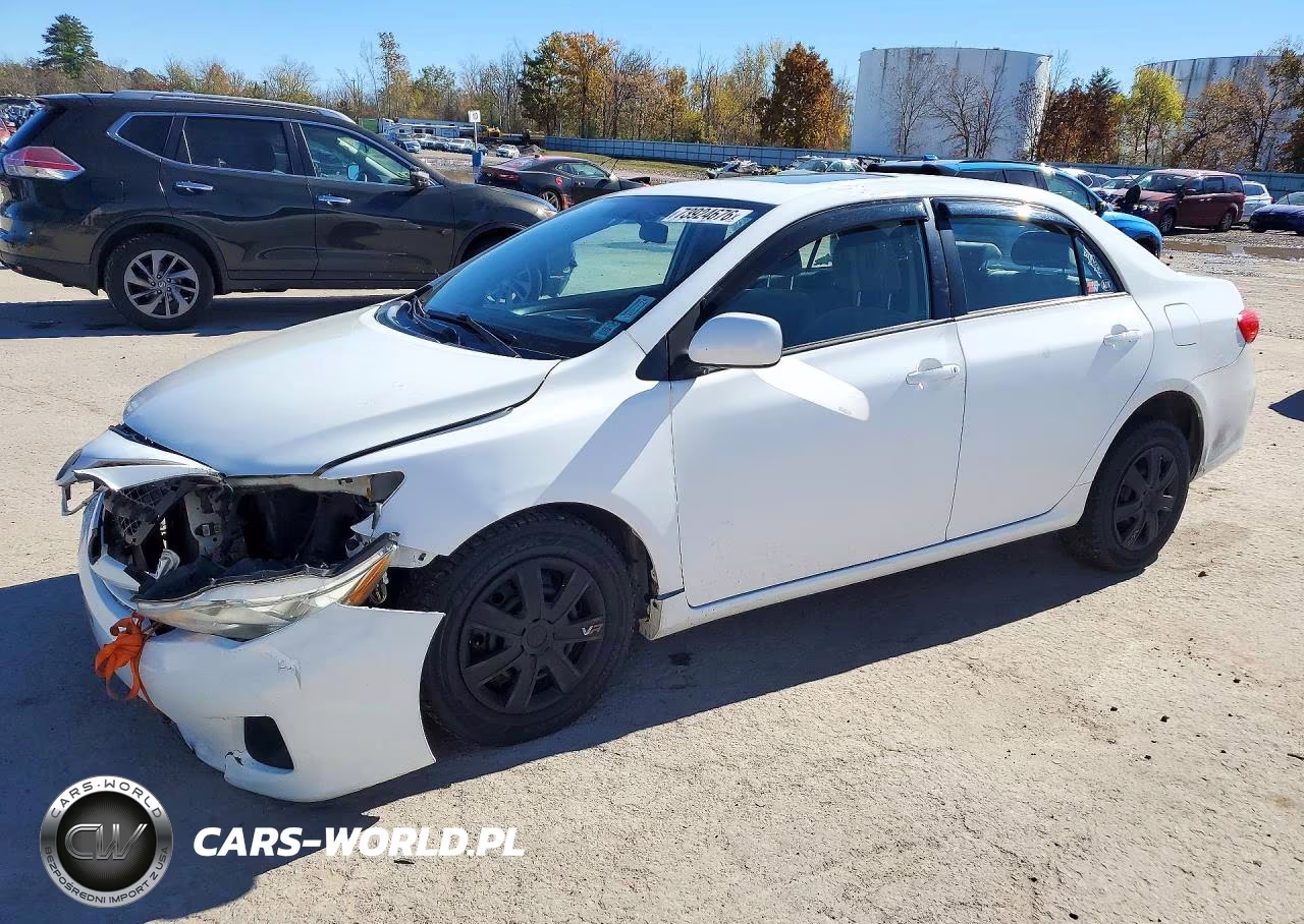 2011 Toyota Corolla Le VIN:2T1BU4EEXBC656353 - 1