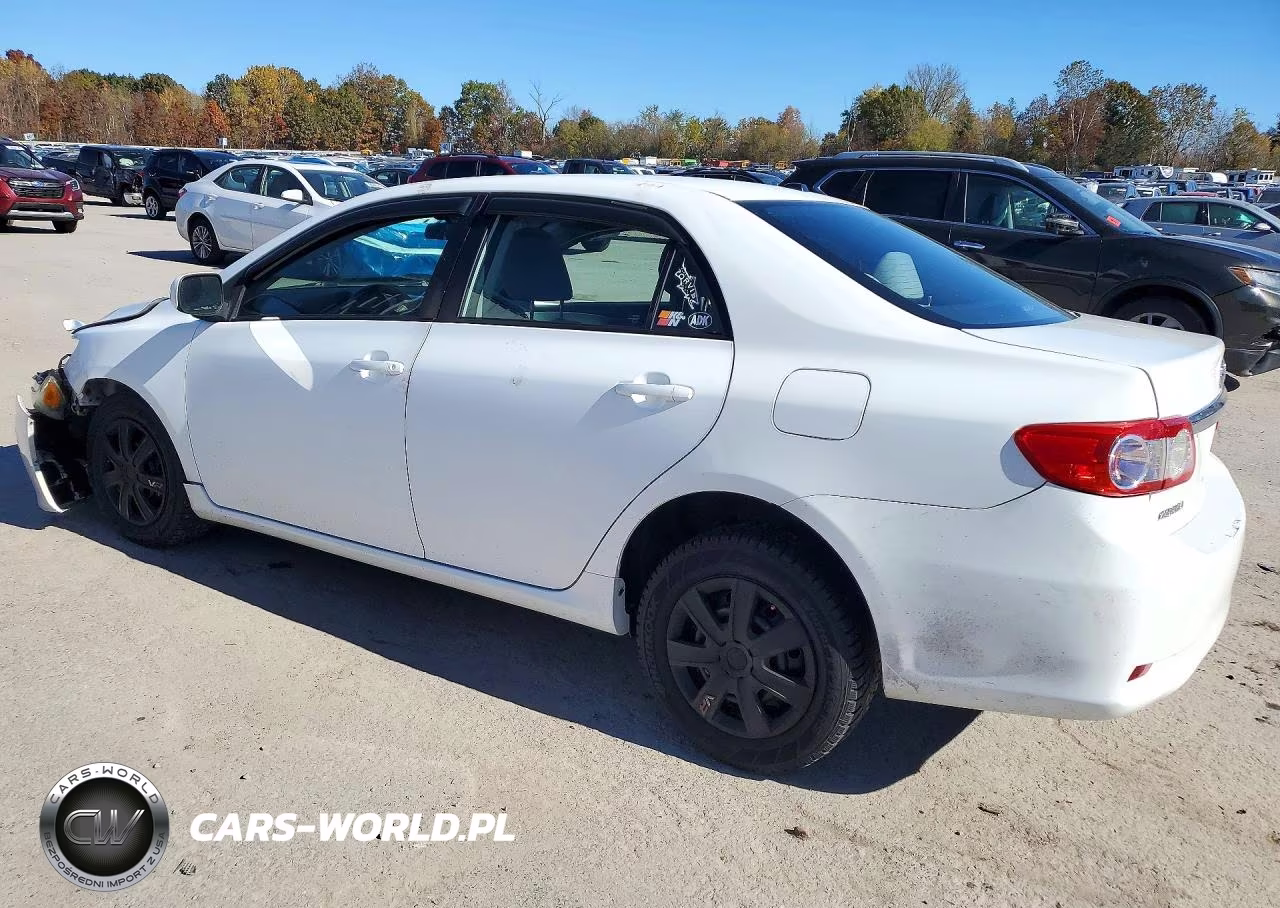 2011 Toyota Corolla Le VIN:2T1BU4EEXBC656353 - 2