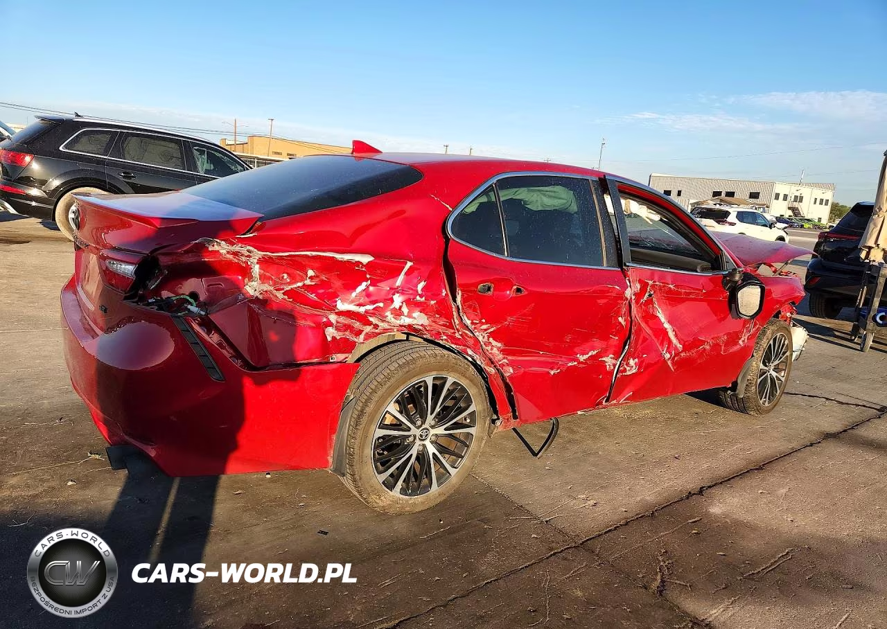 2020 Toyota Camry Se VIN:4T1G11AK4LU385735 - 3
