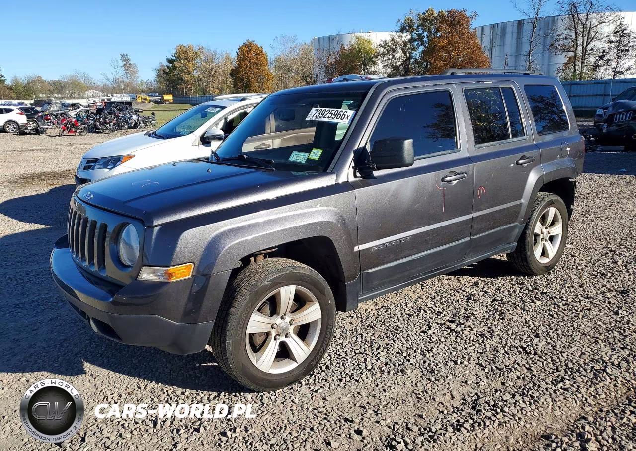 2015 Jeep Patriot Latitude VIN:1C4NJRFB5FD216265 - 1