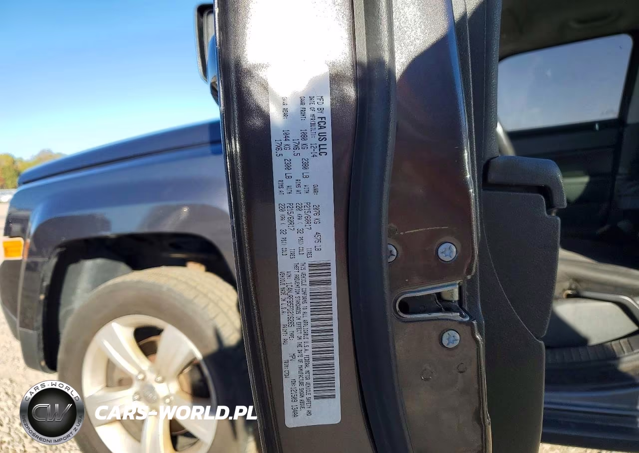 2015 Jeep Patriot Latitude VIN:1C4NJRFB5FD216265 - 13