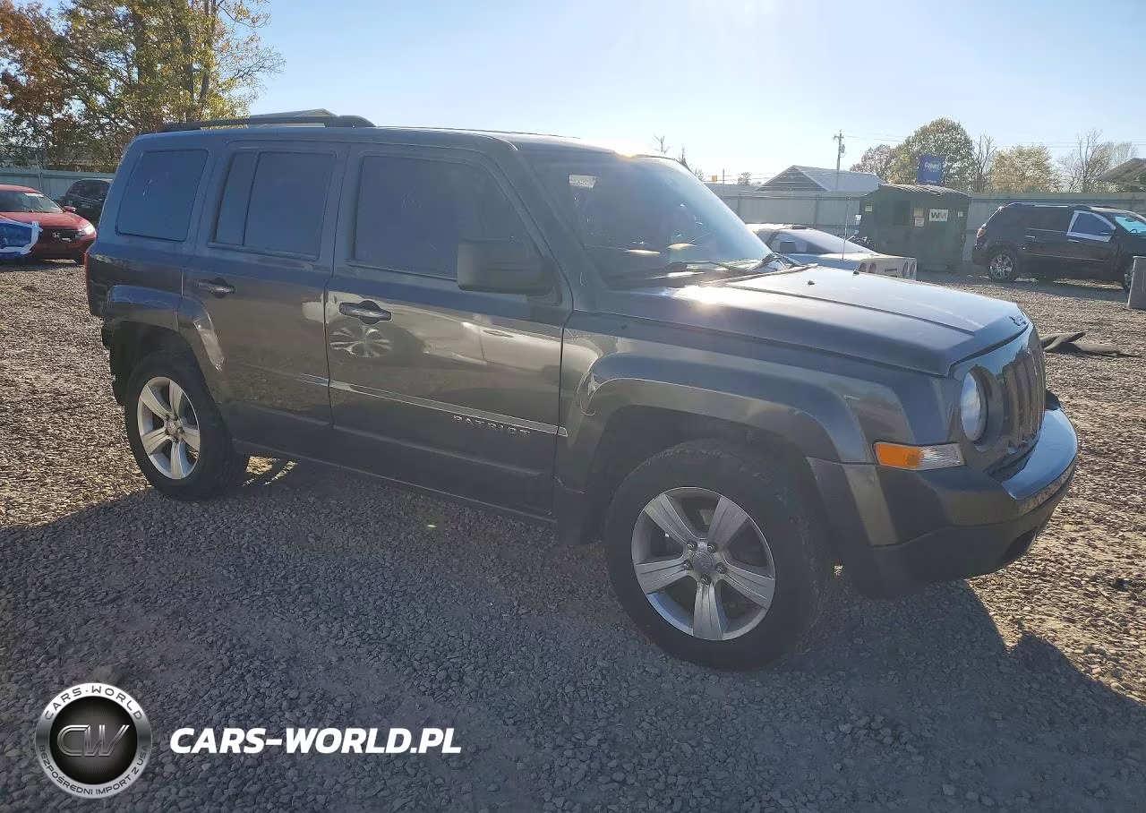 2015 Jeep Patriot Latitude VIN:1C4NJRFB5FD216265 - 4