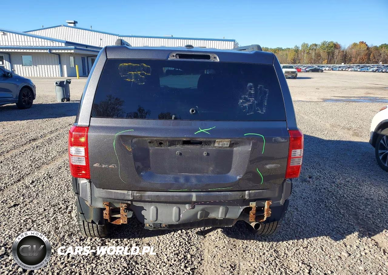 2015 Jeep Patriot Latitude VIN:1C4NJRFB5FD216265 - 6
