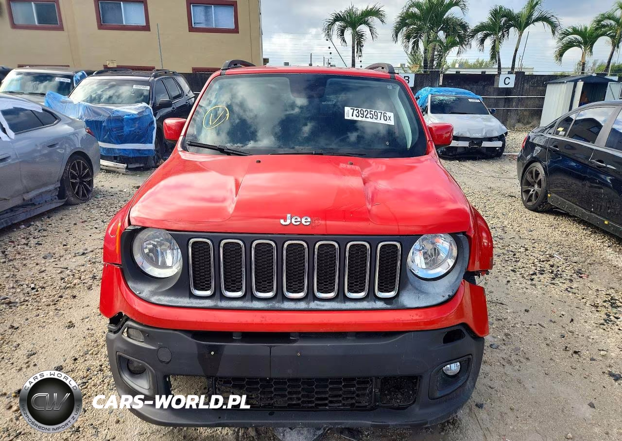 2018 Jeep Renegade Latitude VIN:ZACCJABB2JPH38103 - 5
