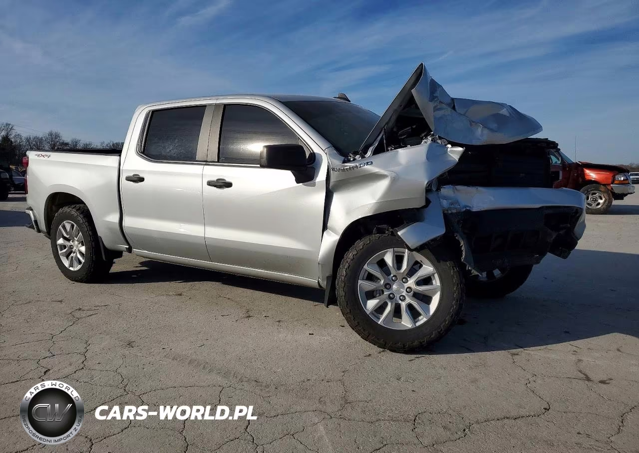 2021 Chevrolet Silverado K1500 Custom VIN:1GCPYBEK2MZ453227 - 4