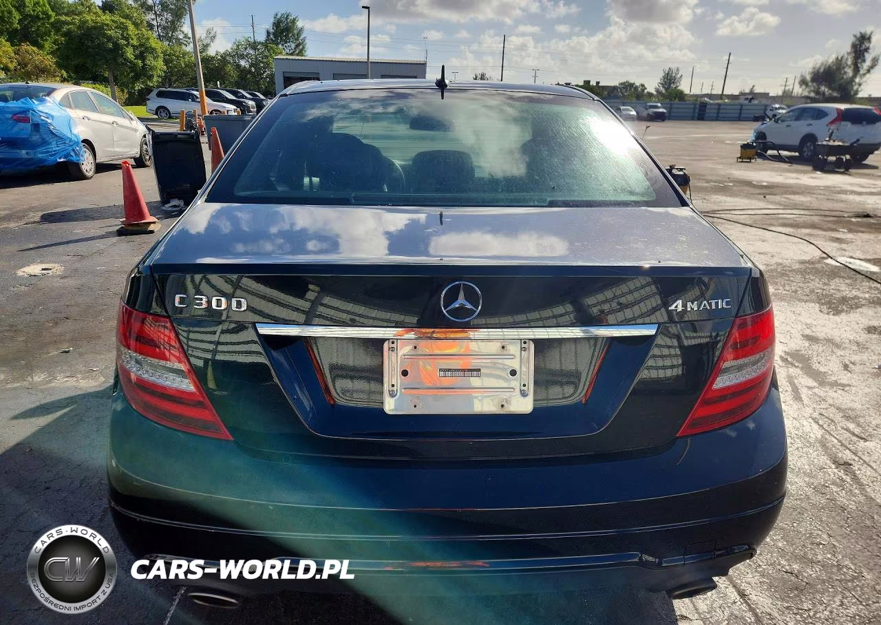 2013 Mercedes-Benz C 300 4Matic VIN:WDDGF8ABXDR261218 - 6