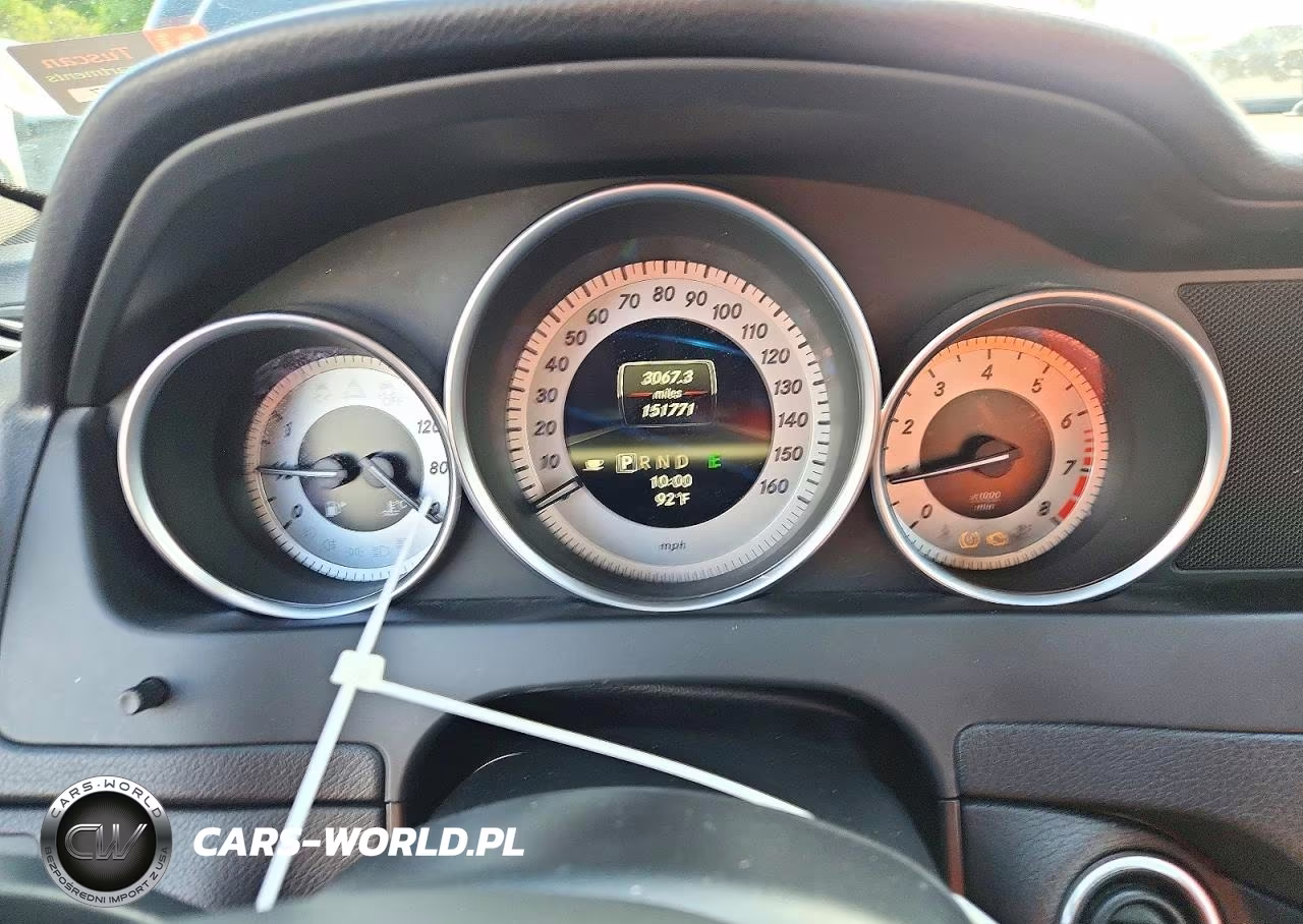 2013 Mercedes-Benz C 300 4Matic VIN:WDDGF8ABXDR261218 - 9