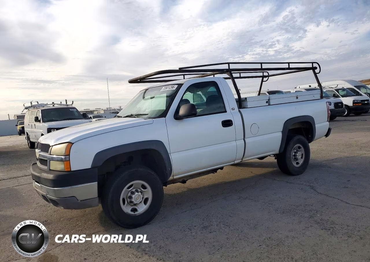 2004 Chevrolet Silverado C2500 Heavy Duty VIN:1GCHC24U04E282393 - 1