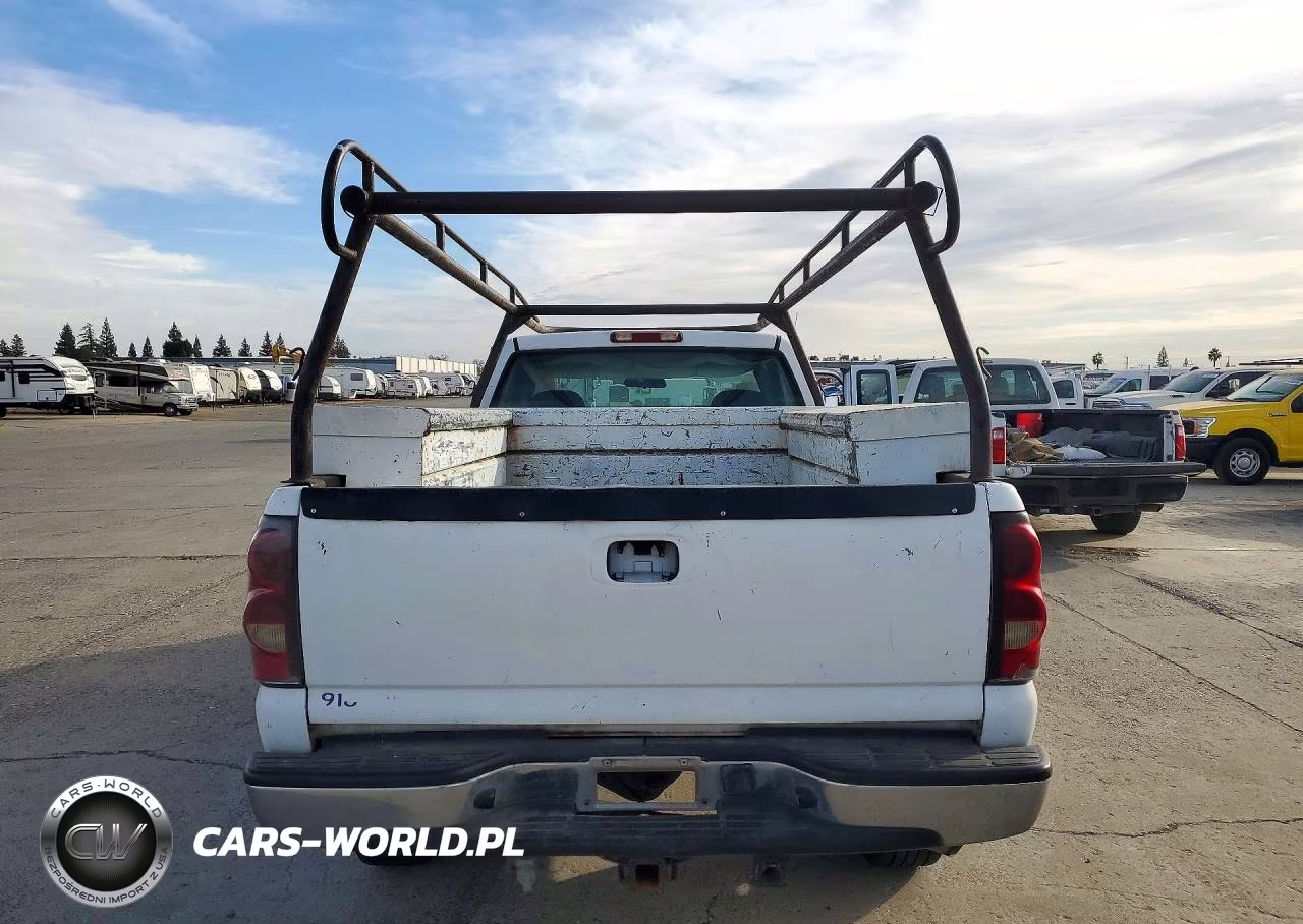 2004 Chevrolet Silverado C2500 Heavy Duty VIN:1GCHC24U04E282393 - 6