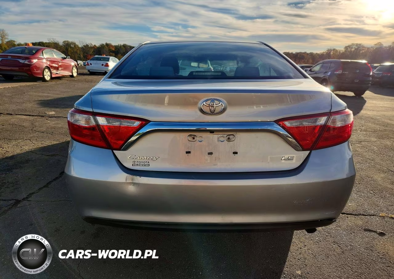 2016 Toyota Camry Le VIN:4T4BF1FK5GR530071 - 6