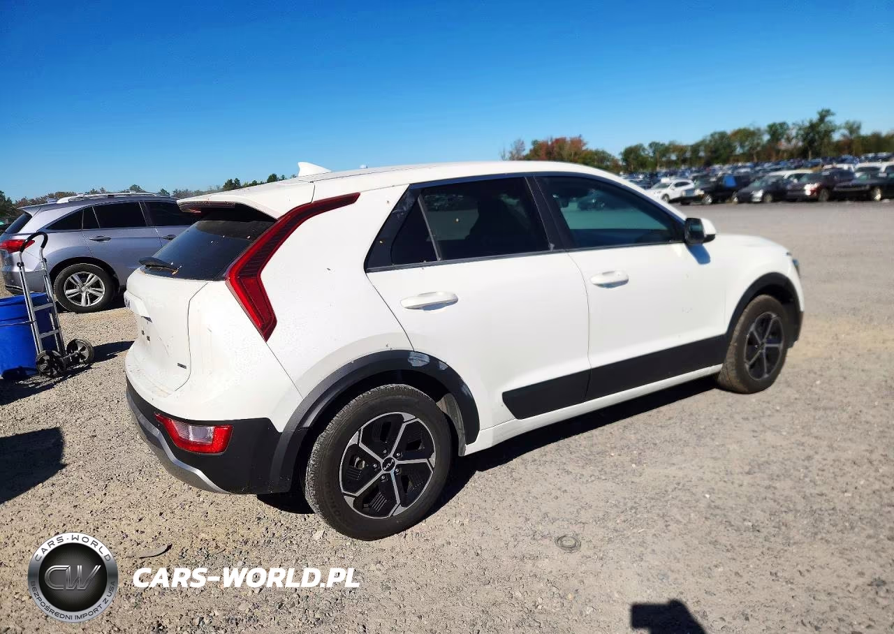 2026 Kia Niro Lx VIN:KNDCP3LE3T5320471 - 3