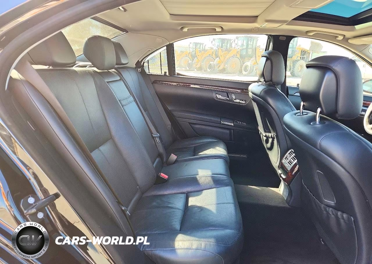 2007 Mercedes-Benz S 550 VIN:WDDNG71X57A135572 - 10