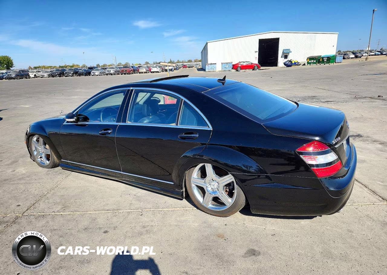 2007 Mercedes-Benz S 550 VIN:WDDNG71X57A135572 - 2
