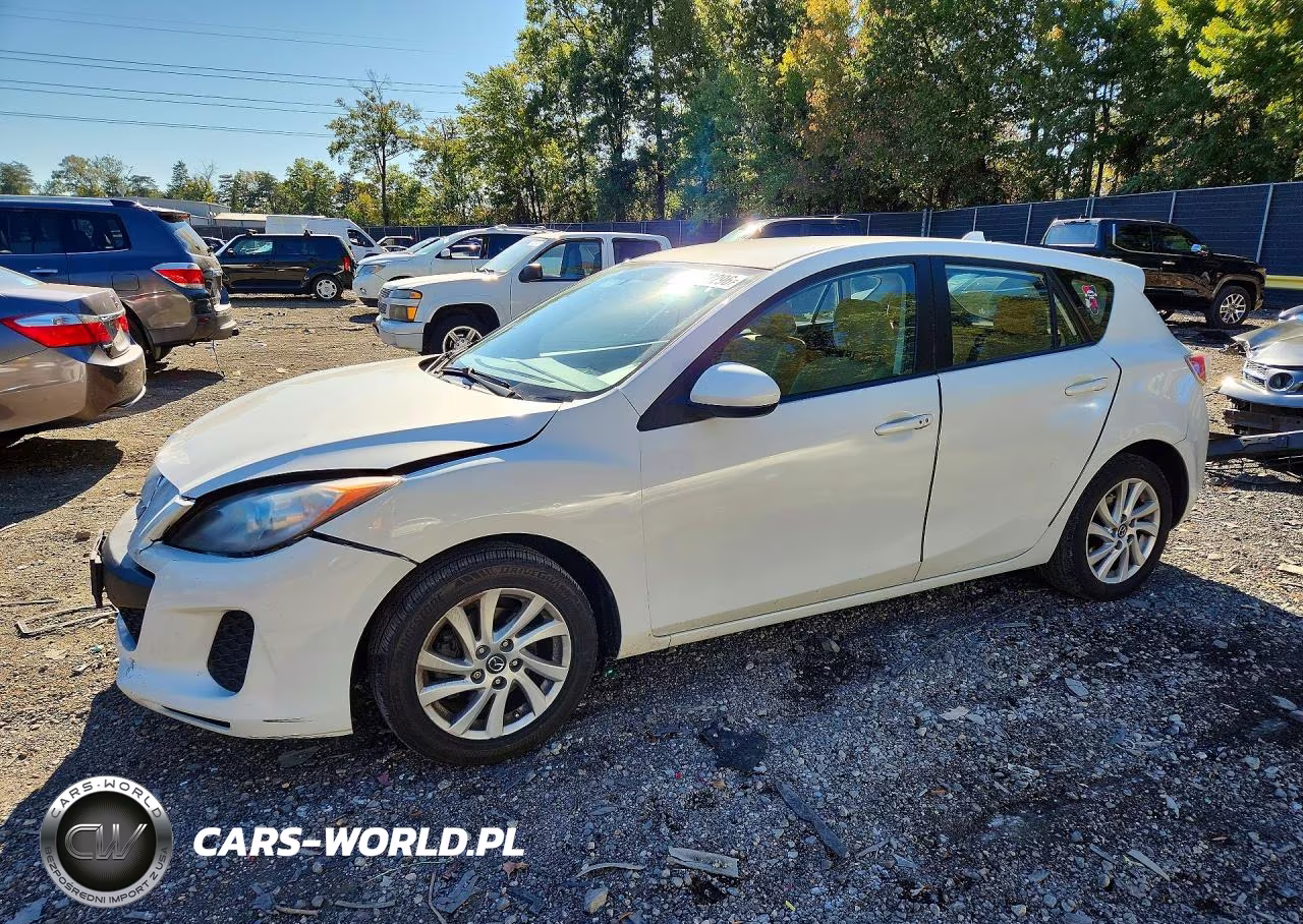 2013 Mazda 3 I