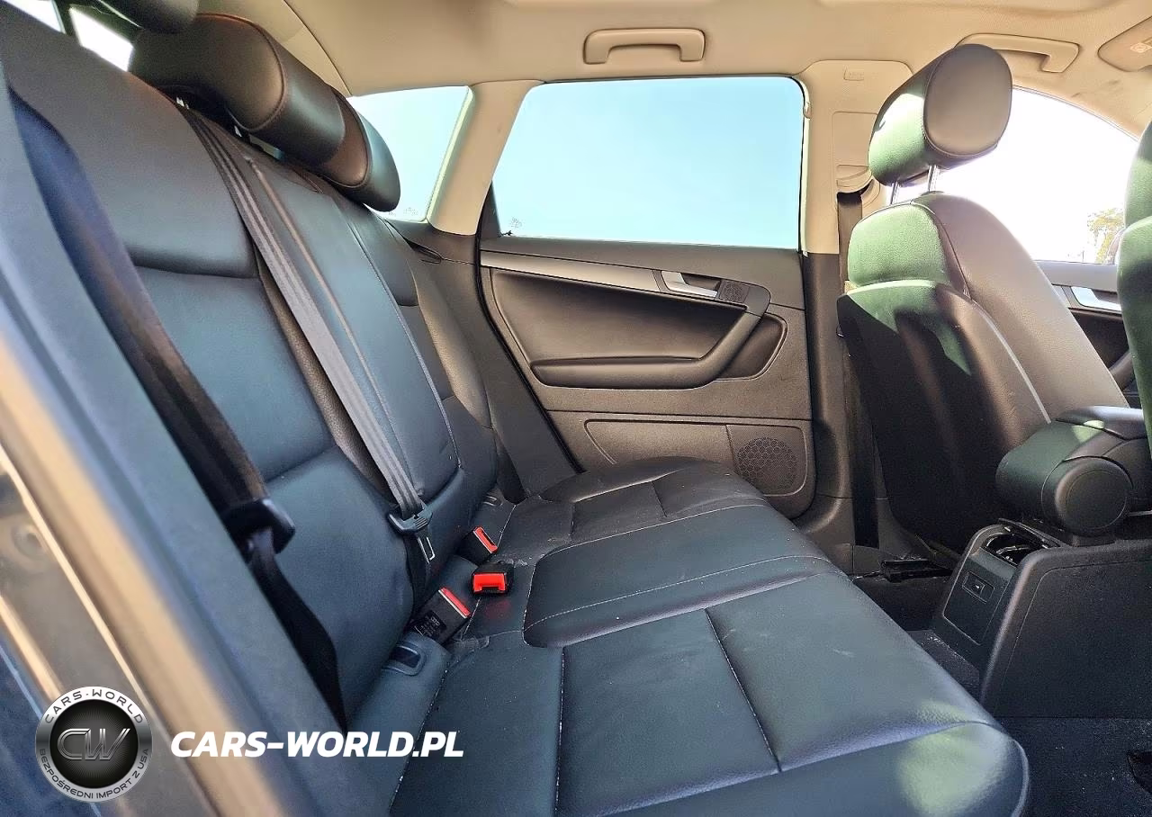 2013 Audi A3 Premium VIN:WAUBEAFM2DA021696 - 11