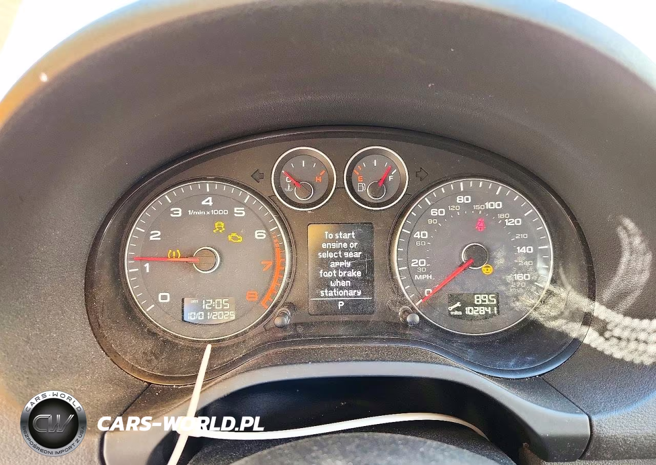 2013 Audi A3 Premium VIN:WAUBEAFM2DA021696 - 9