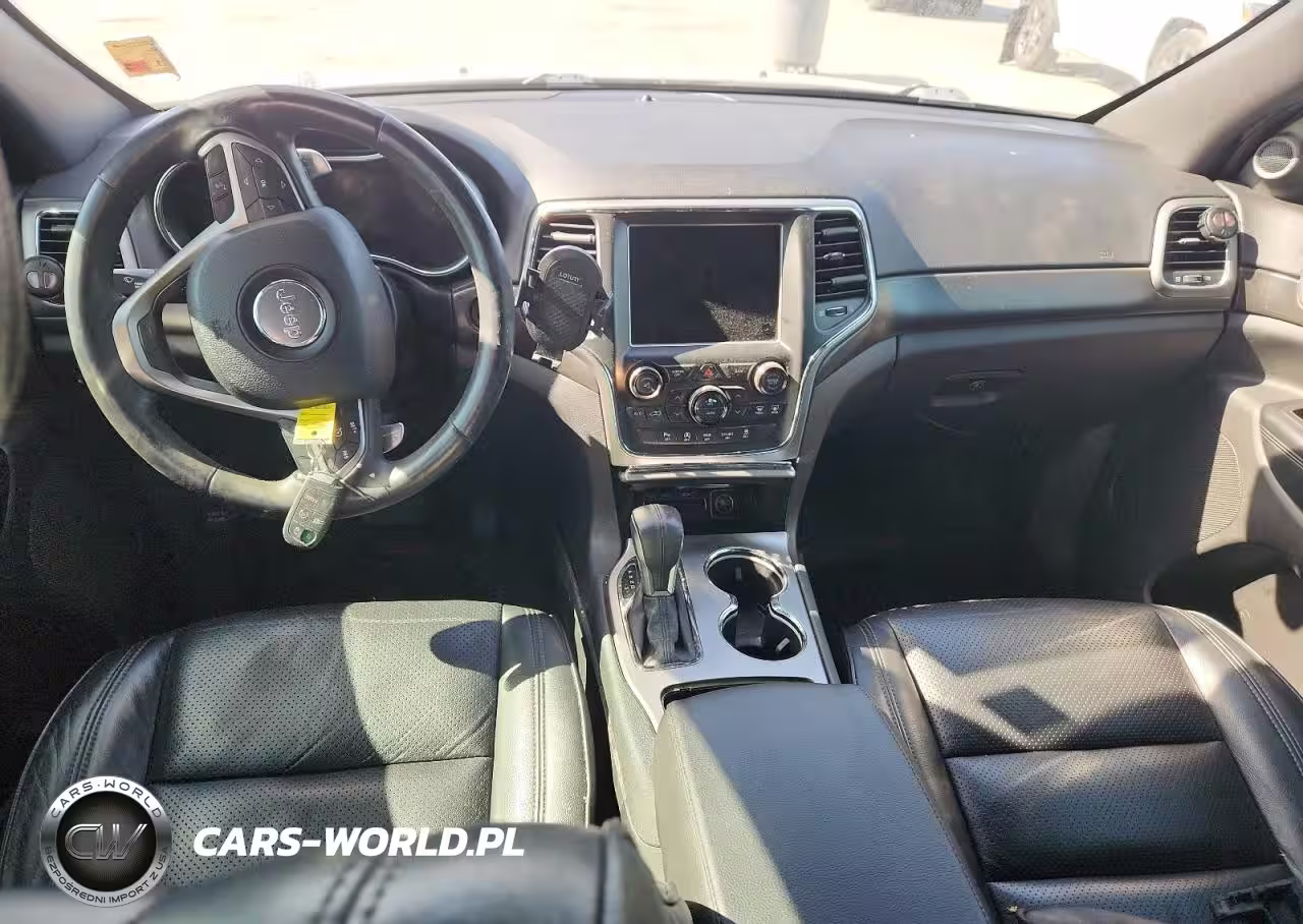 2017 Jeep Grand Cherokee Laredo VIN:1C4RJEAG3HC761953 - 8