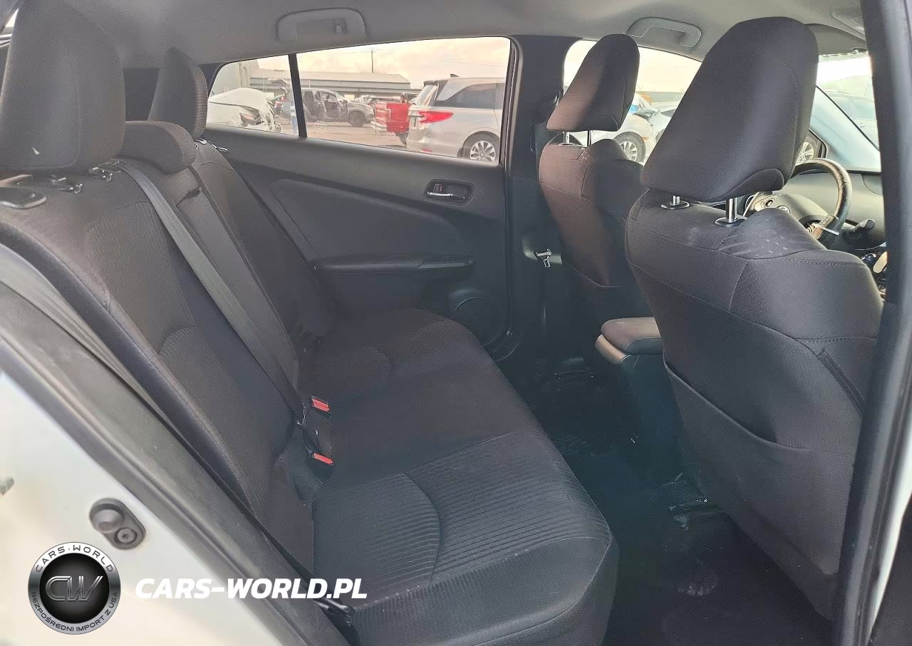 2016 Toyota Prius VIN:JTDKARFU2G3008923 - 10