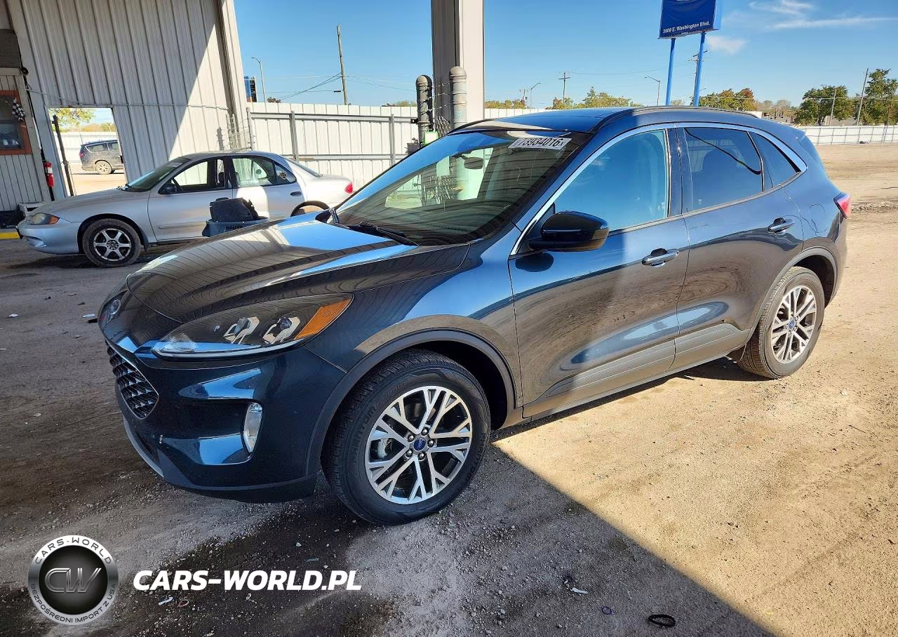 2022 Ford Escape Sel