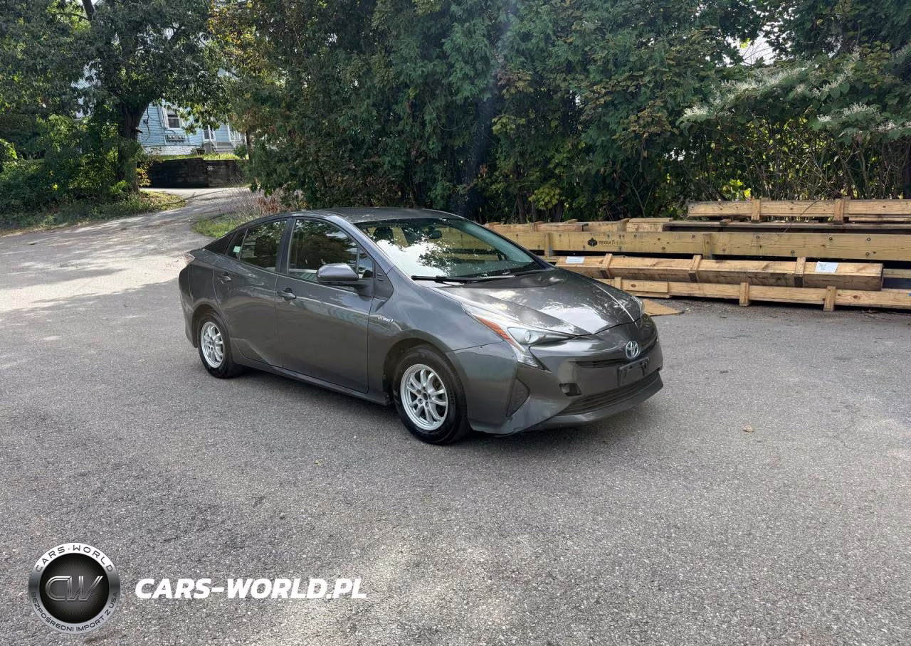 2016 Toyota Prius Two