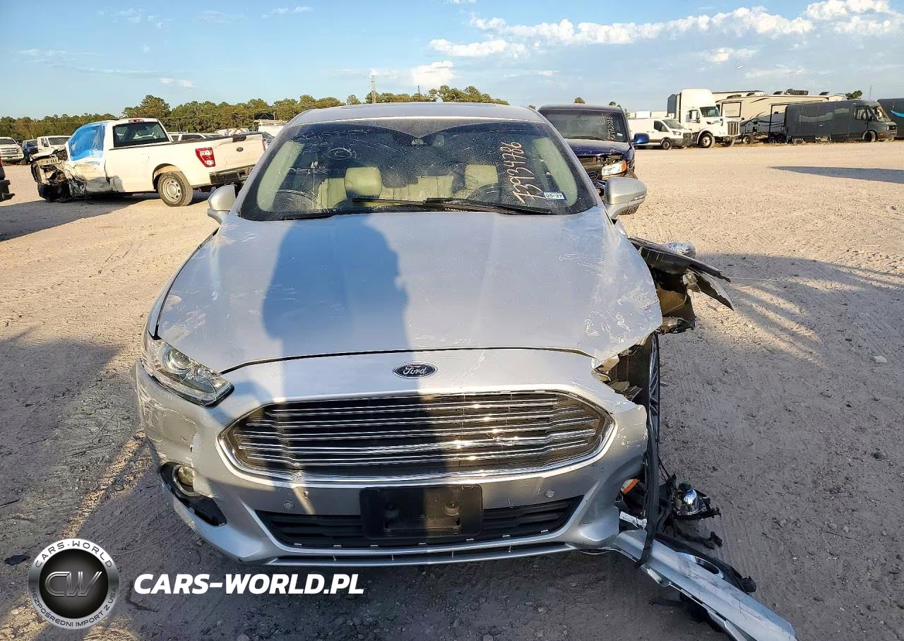 2013 Ford Fusion Se Hybrid VIN:3FA6P0LUXDR267095 - 5