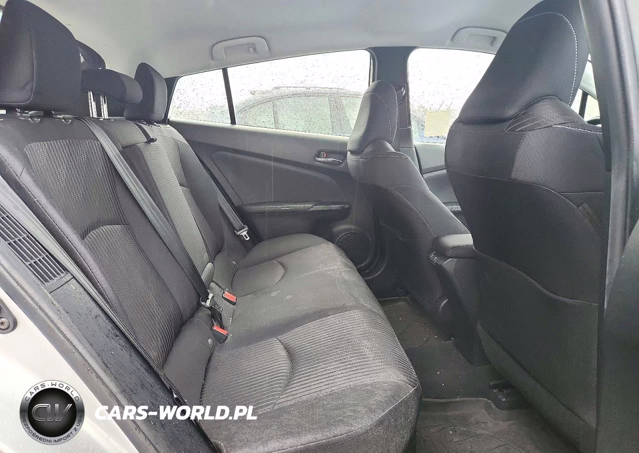 2021 Toyota Prius Prime Le VIN:JTDKAMFP9M3171058 - 10