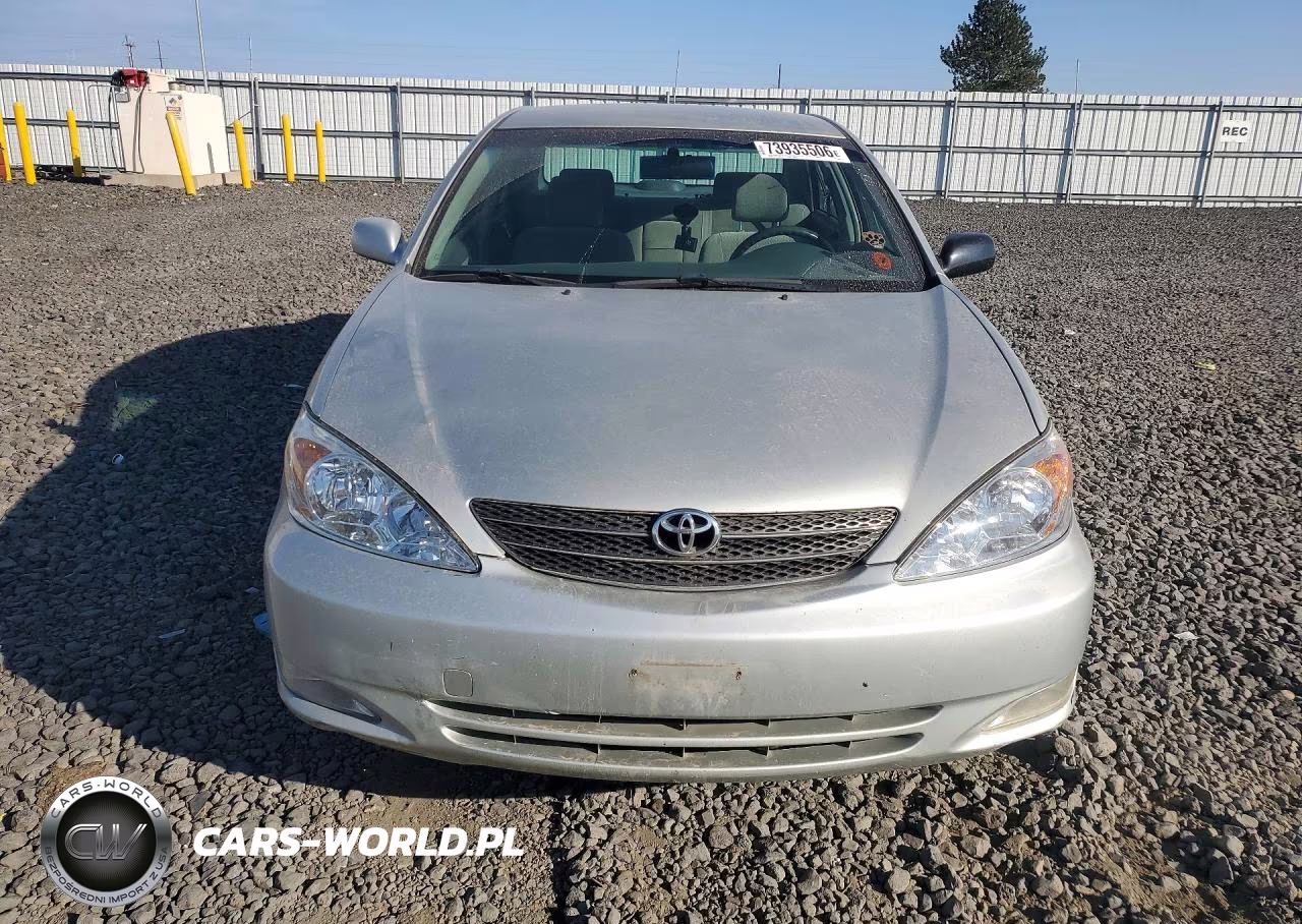 2003 Toyota Camry Le VIN:JTDBE32K530149048 - 5