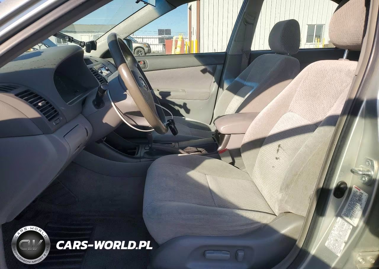 2003 Toyota Camry Le VIN:JTDBE32K530149048 - 7
