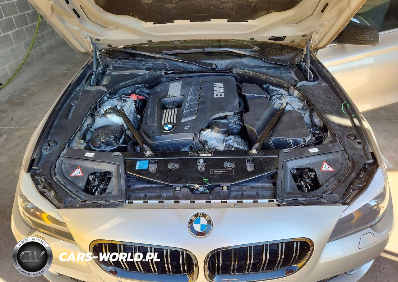 2011 BMW 528 I VIN:WBAFR1C51BC260192 - 11