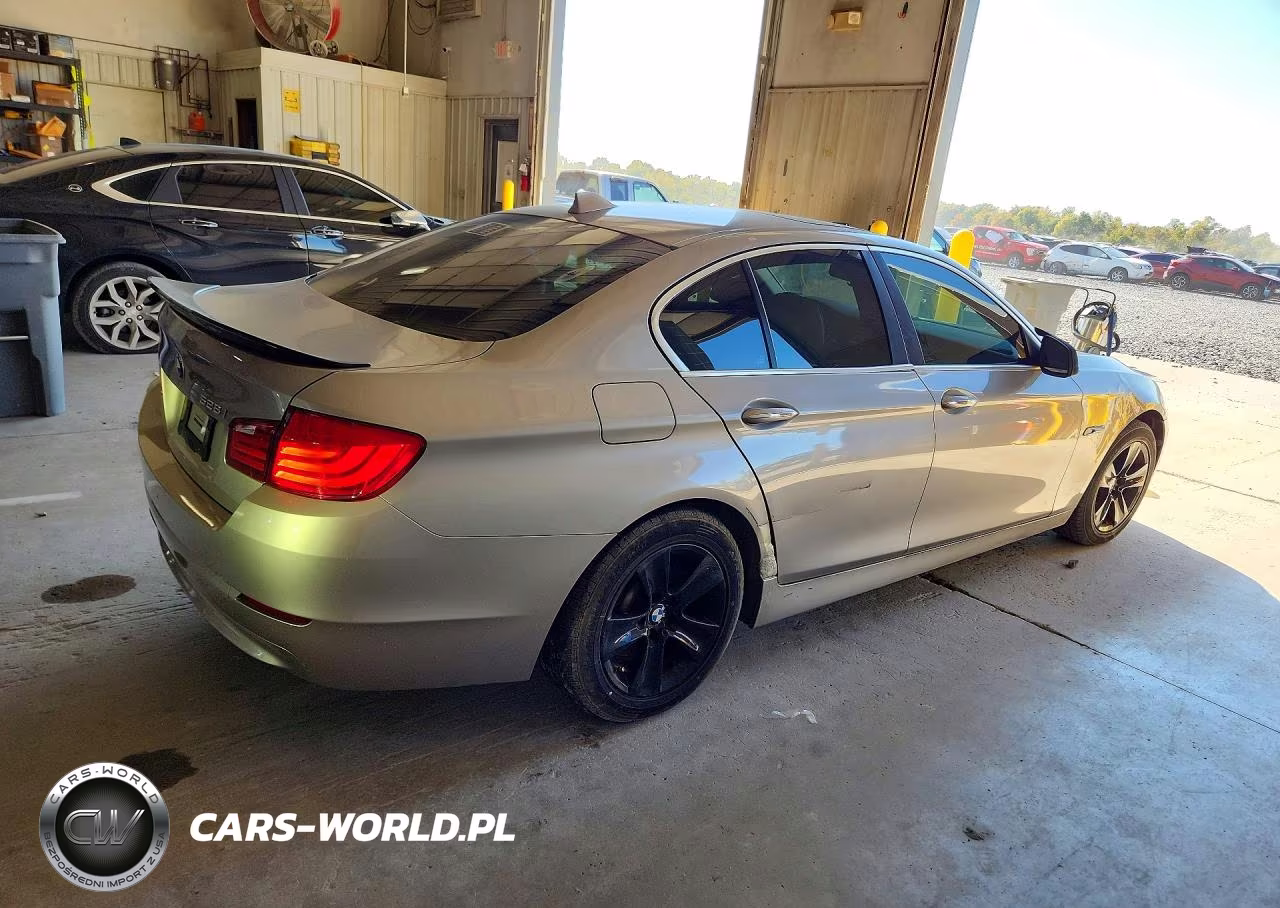 2011 BMW 528 I VIN:WBAFR1C51BC260192 - 3