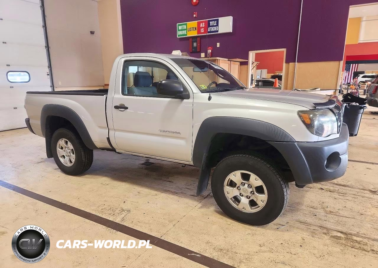 2010 Toyota Tacoma Base VIN:5TEPX4EN7AZ687341 - 4