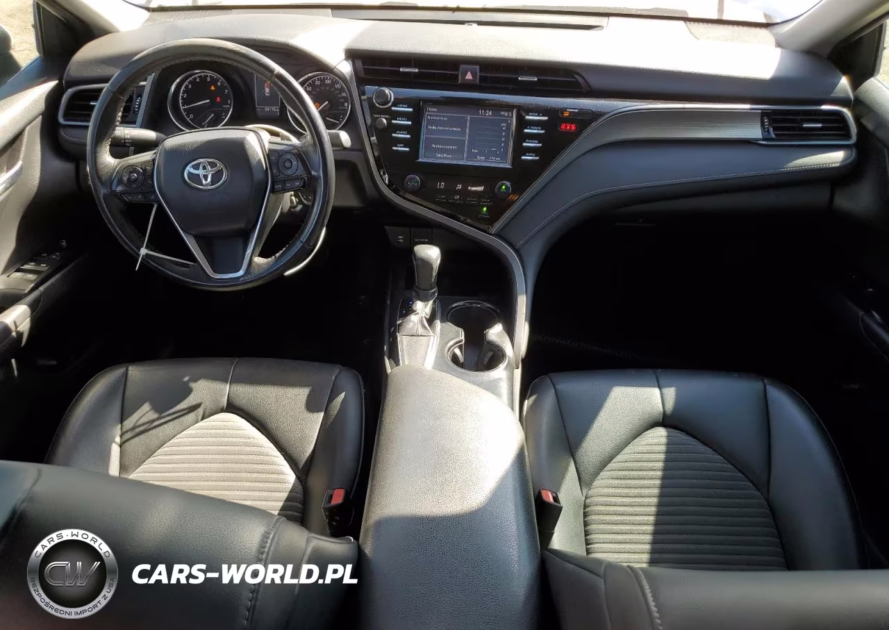 2019 Toyota Camry L VIN:4T1B11HKXKU234980 - 8