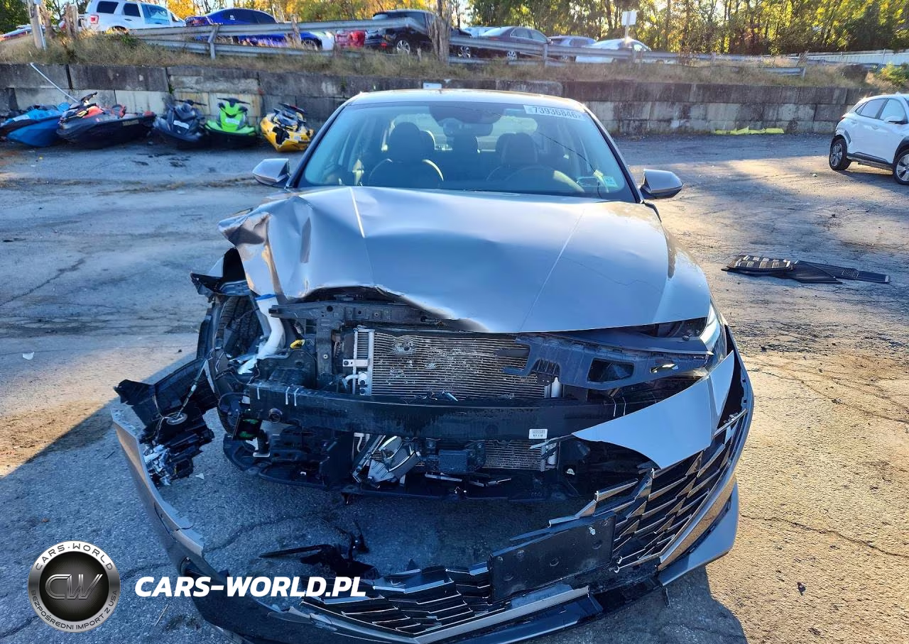 2021 Hyundai Elantra Limited VIN:KMHLN4AJ2MU003912 - 5