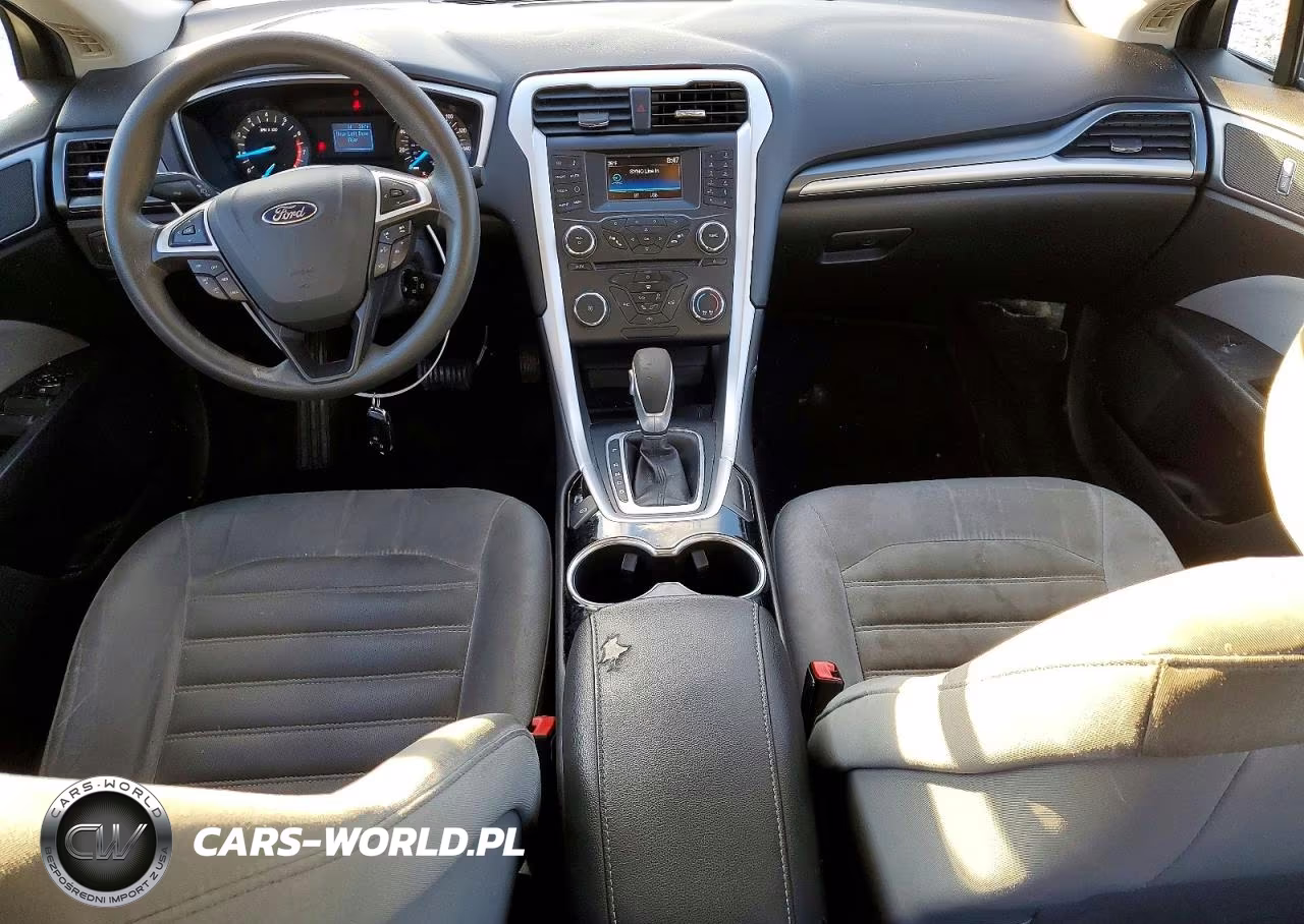 2015 Ford Fusion S VIN:3FA6P0G70FR243234 - 8