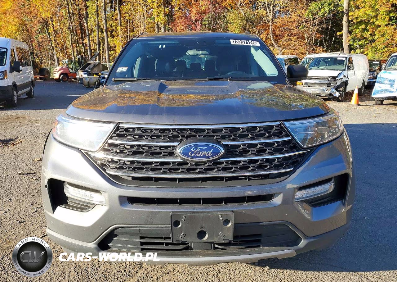 2023 Ford Explorer Xlt VIN:1FMSK7DH3PGA57897 - 5