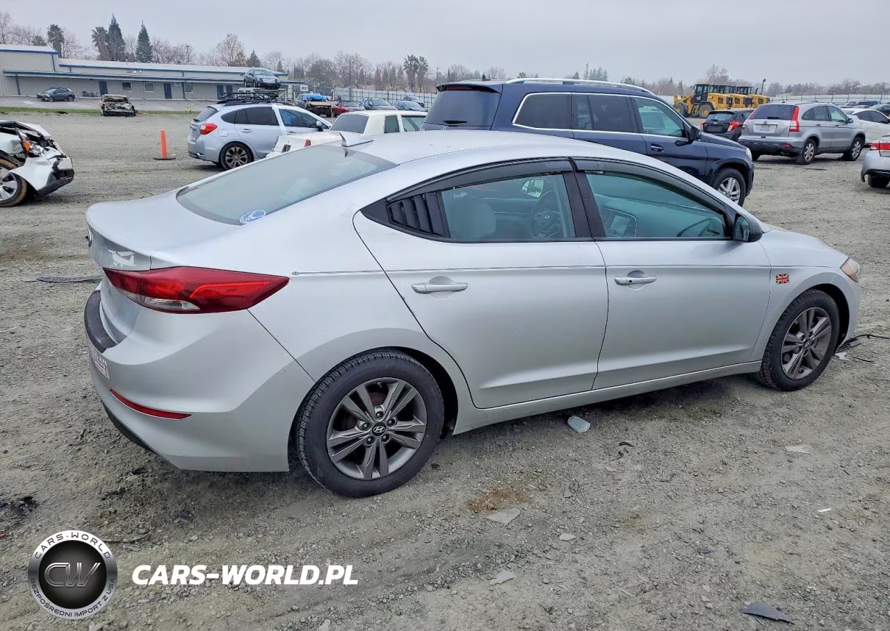 2017 Hyundai Elantra Se VIN:5NPD84LF1HH052253 - 3