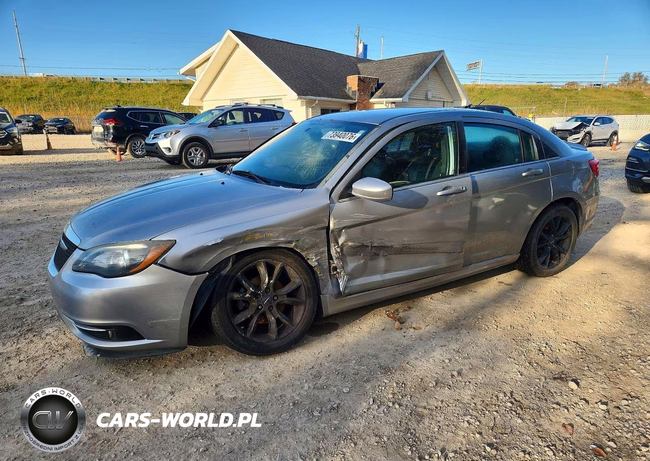 2014 Chrysler 200 Limited VIN:1C3CCBCG2EN172831 - 1