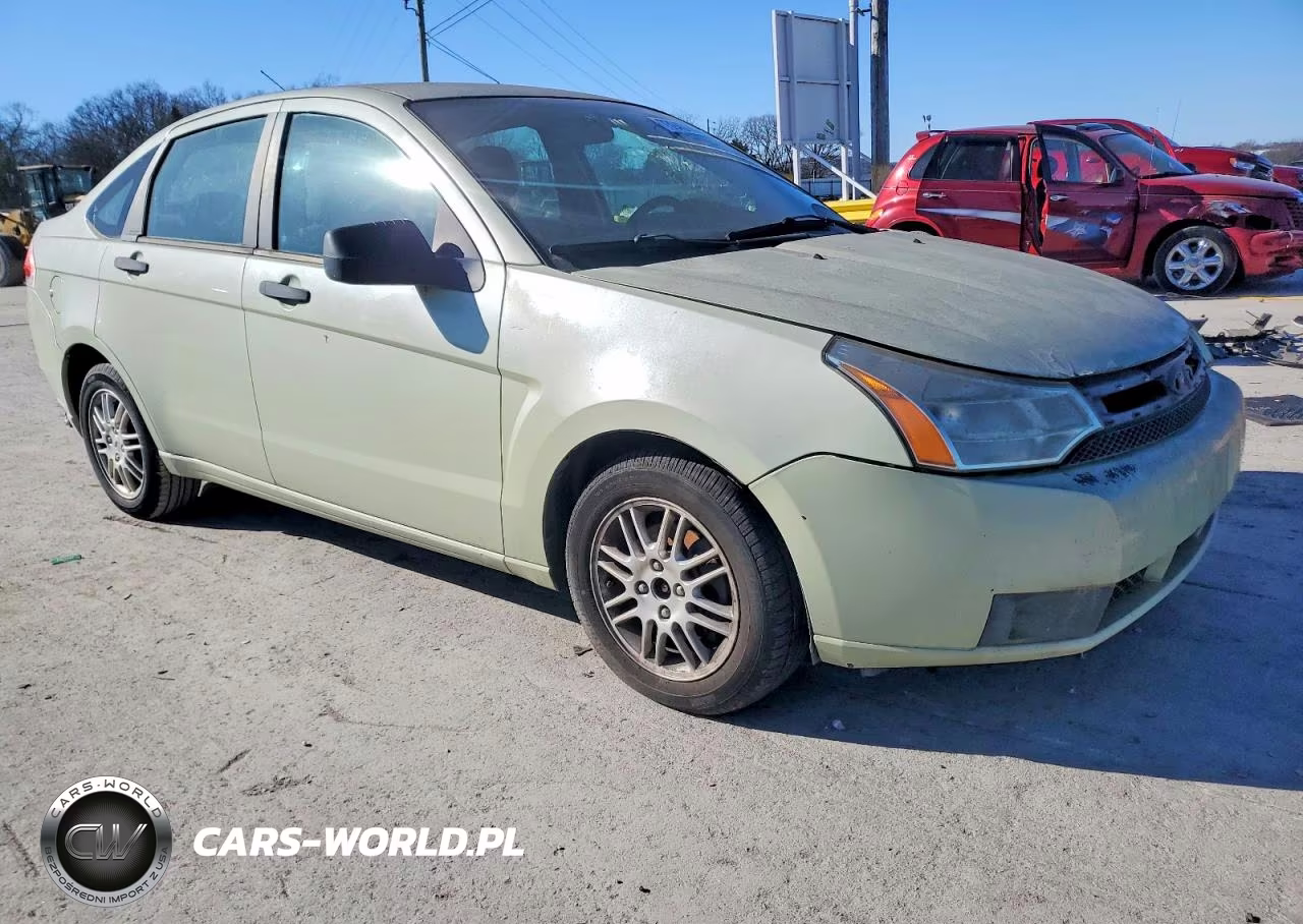 2010 Ford Focus Se VIN:1FAHP3FN8AW105053 - 4