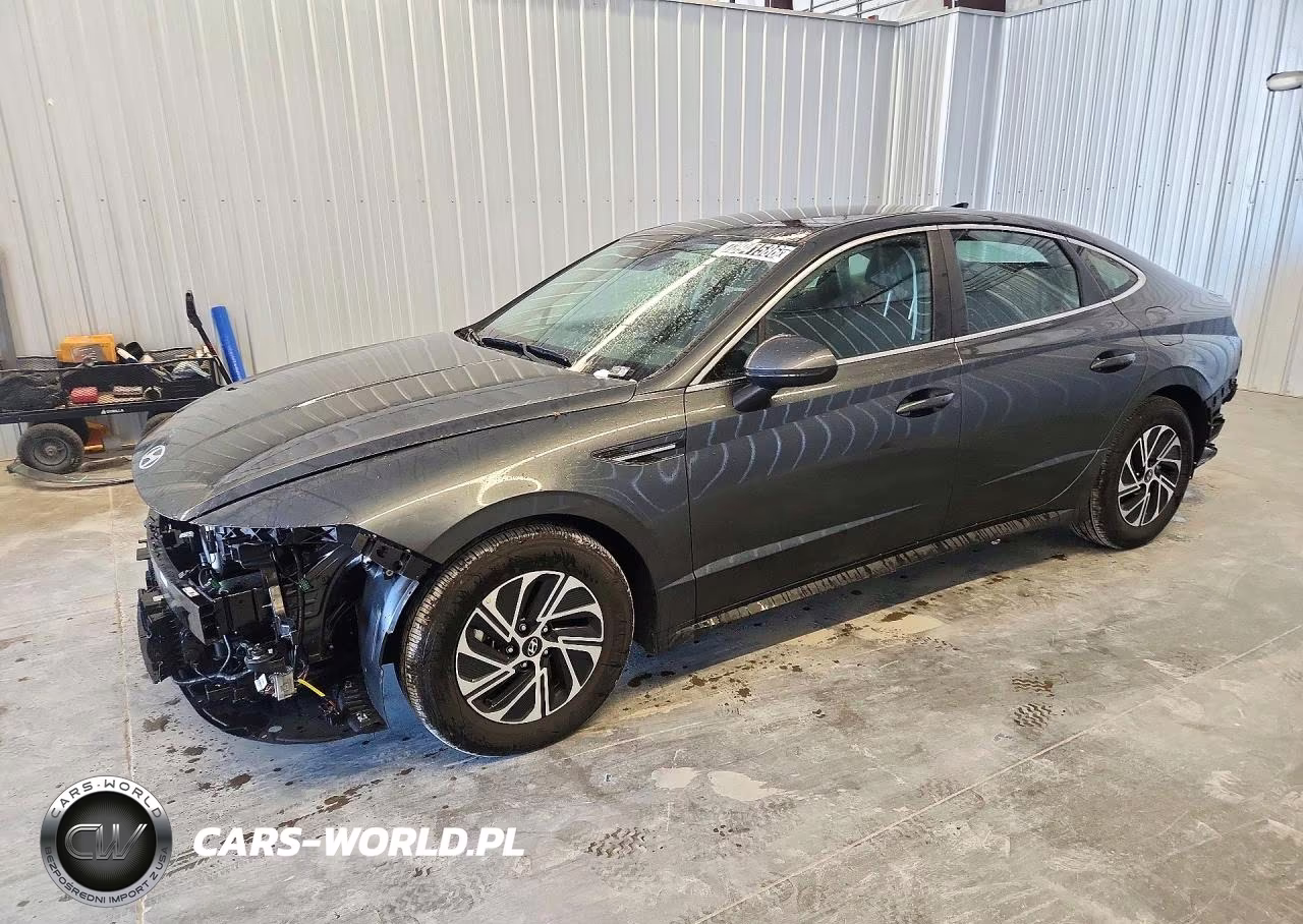 2026 Hyundai Sonata Hybrid Blue VIN:KMHL24JJ6TA180407 - 1