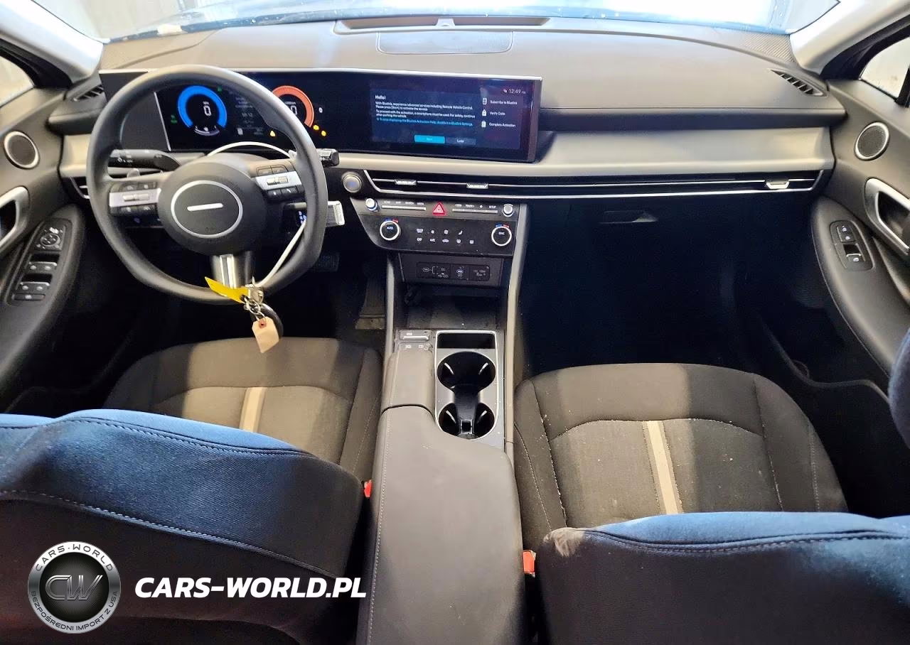 2026 Hyundai Sonata Hybrid Blue VIN:KMHL24JJ6TA180407 - 8