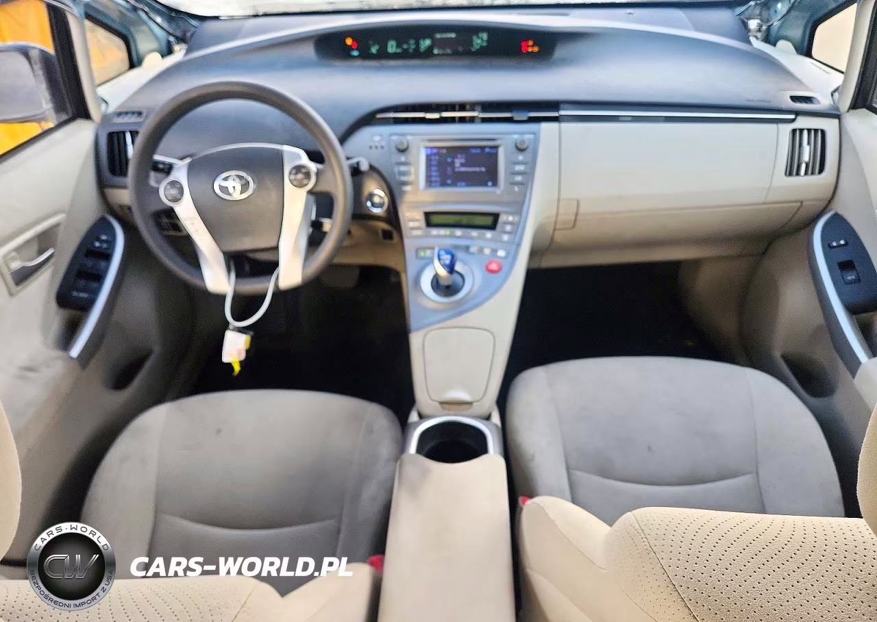 2013 Toyota Prius Two VIN:JTDKN3DU9D5694494 - 8